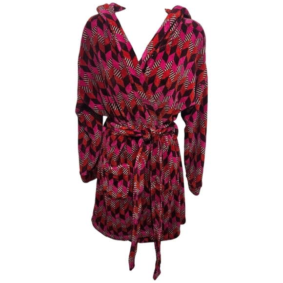 Vera Bradley Hooded Robe - Picture 2 of 5